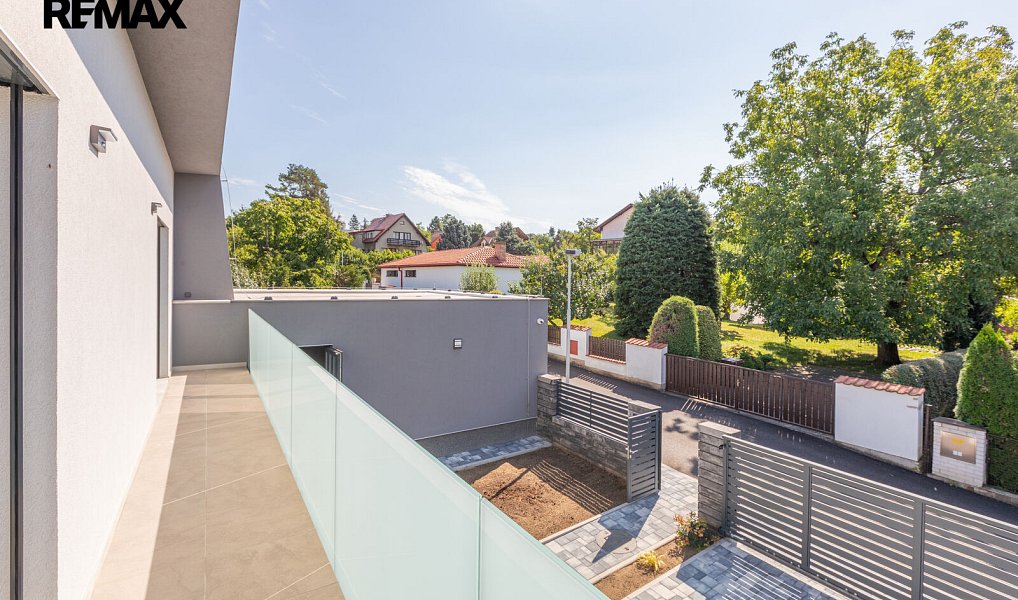 Prodej domu 244 m² s pozemkem 810 m², Praha – náhled fotky 25