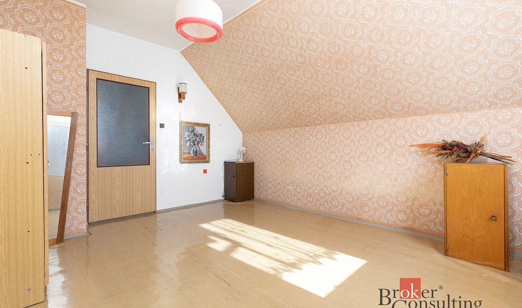 Prodej domu 138 m² s pozemkem 522 m², Radkov – náhled fotky 23
