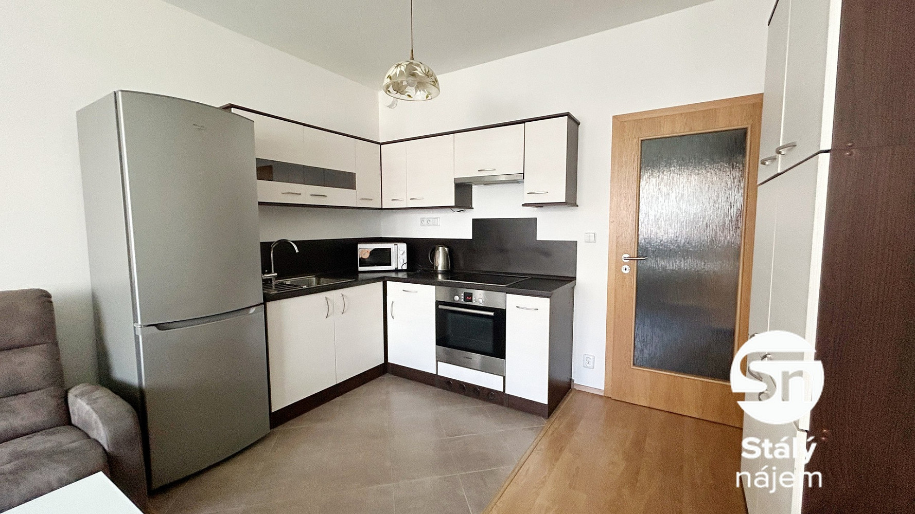 Pronájem bytu 1+kk 31 m² – fotografie 3