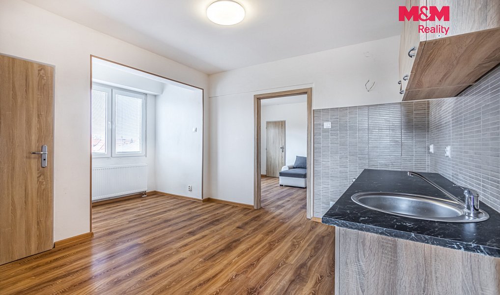 Prodej nájemního domu, činžáku 870 m², Kladno – náhled fotky 11