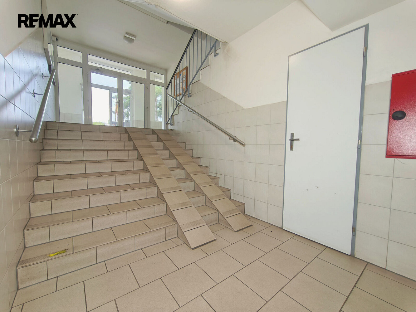 Pronájem kanceláře 12 m² – fotografie 5