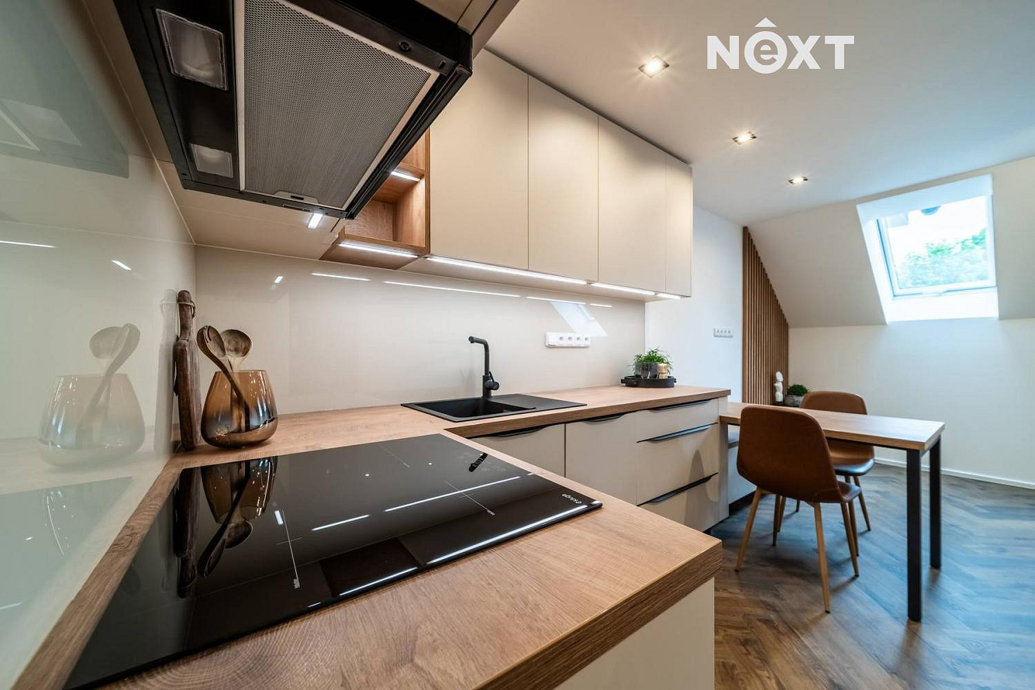 Pronájem bytu 2+kk 46 m² – pohled 4