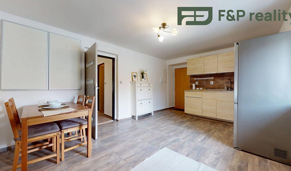 Pronájem bytu 3+kk 67 m², Slaný – náhled fotky 2