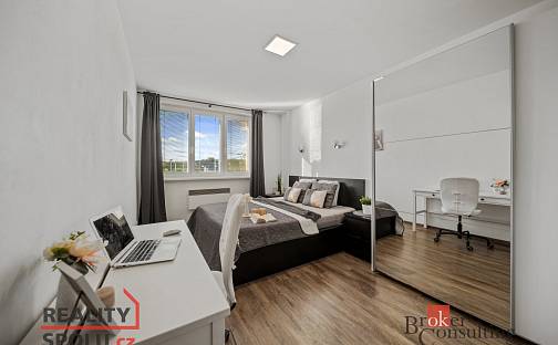 Prodej bytu 2+1 72 m², Svinčany, okres Pardubice