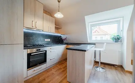 Prodej bytu 3+1 70 m², Gogolova, Opava - Předměstí