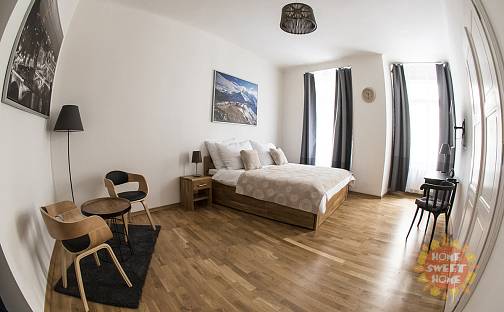 Prodej bytu 2+1 90 m², Ve Smečkách, Praha 1 - Nové Město