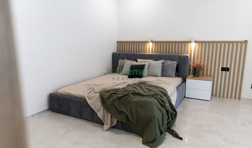 Prodej domu 199 m² s pozemkem 1 598 m², Píšť – náhled fotky 17