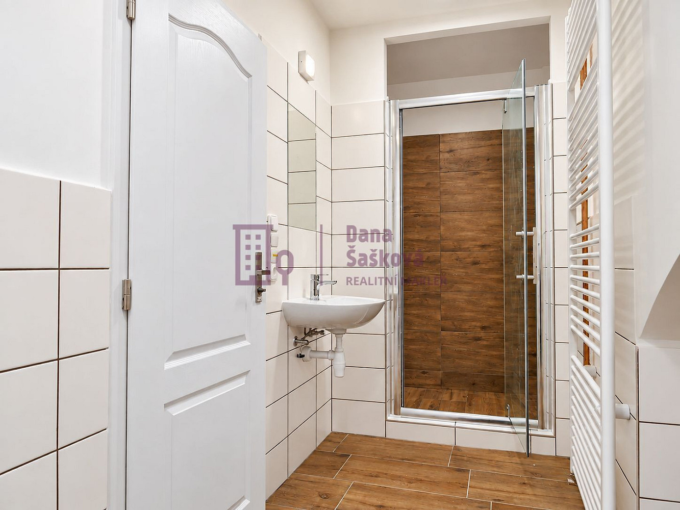Pronájem bytu 1+kk 50 m² – fotografie 5