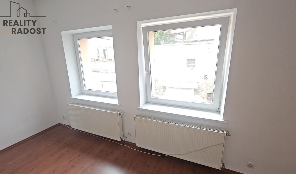Pronájem bytu 3+kk 70 m², Teplice – náhled fotky 8