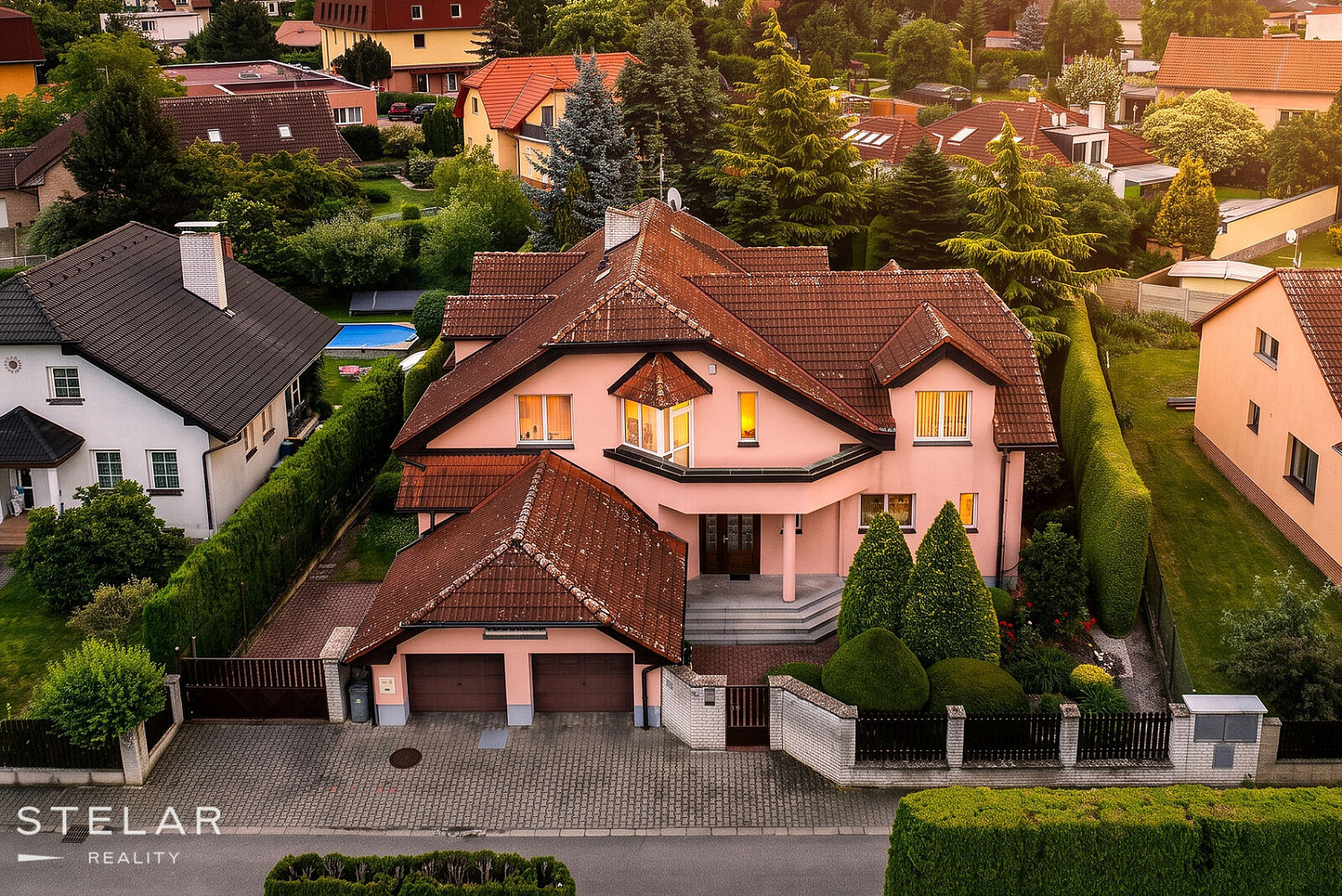 Prodej domu 512 m² s pozemkem 973 m²