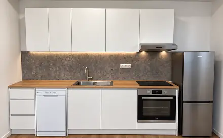 Pronájem bytu 1+kk 40 m², Brněnská, Šlapanice, okres Brno-venkov