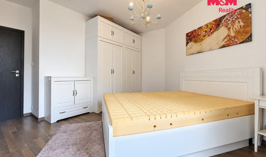 Pronájem bytu 2+kk 57 m², Praha – náhled fotky 15