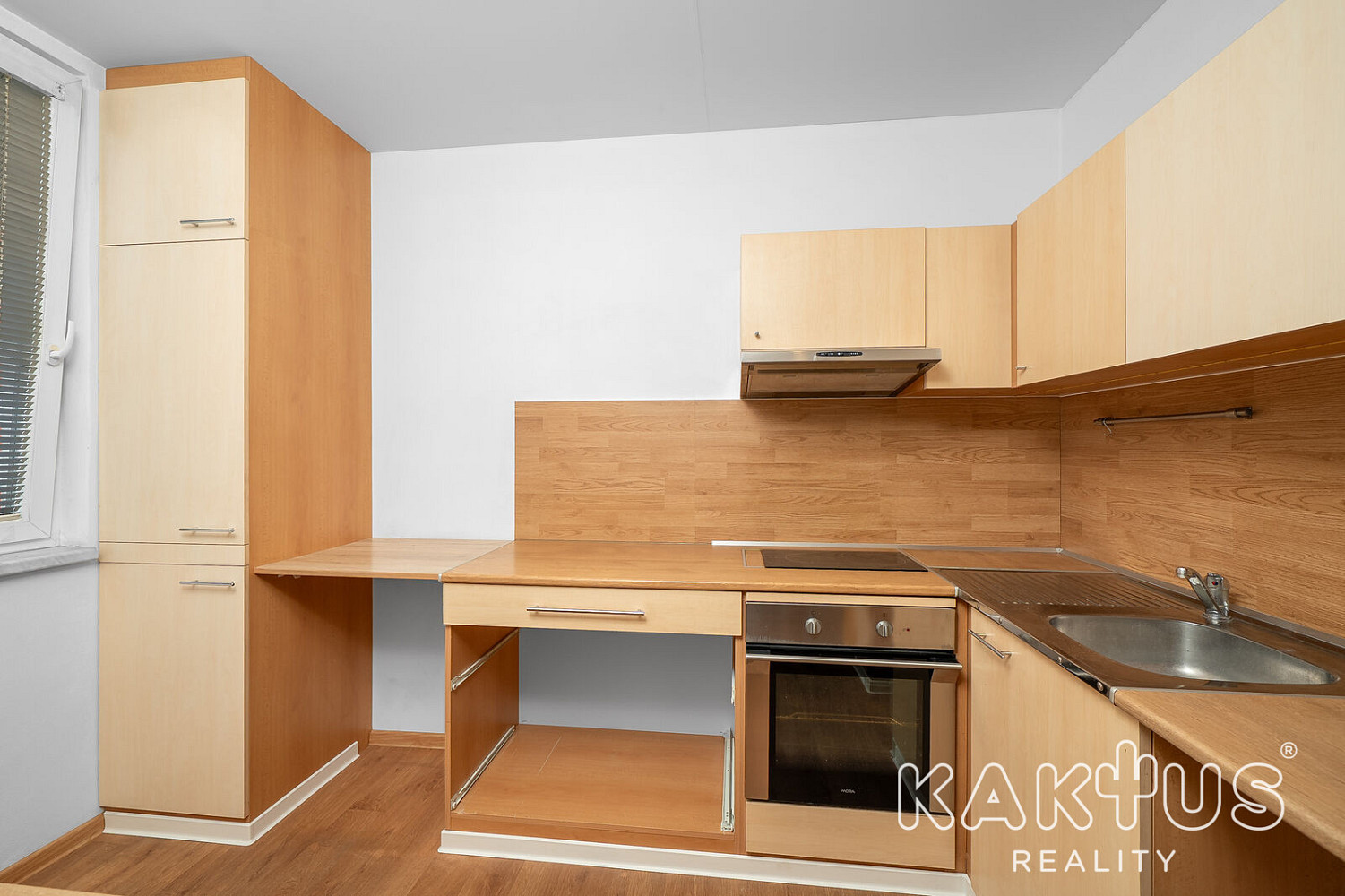 Pronájem bytu 2+1 46 m² – fotografie 3
