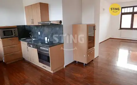 Pronájem bytu 2+1 80 m²