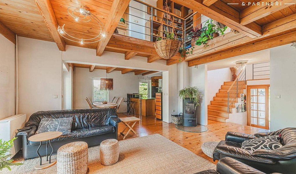 Prodej domu 300 m² s pozemkem 1 176 m², Hradec Králové – náhled fotky 4