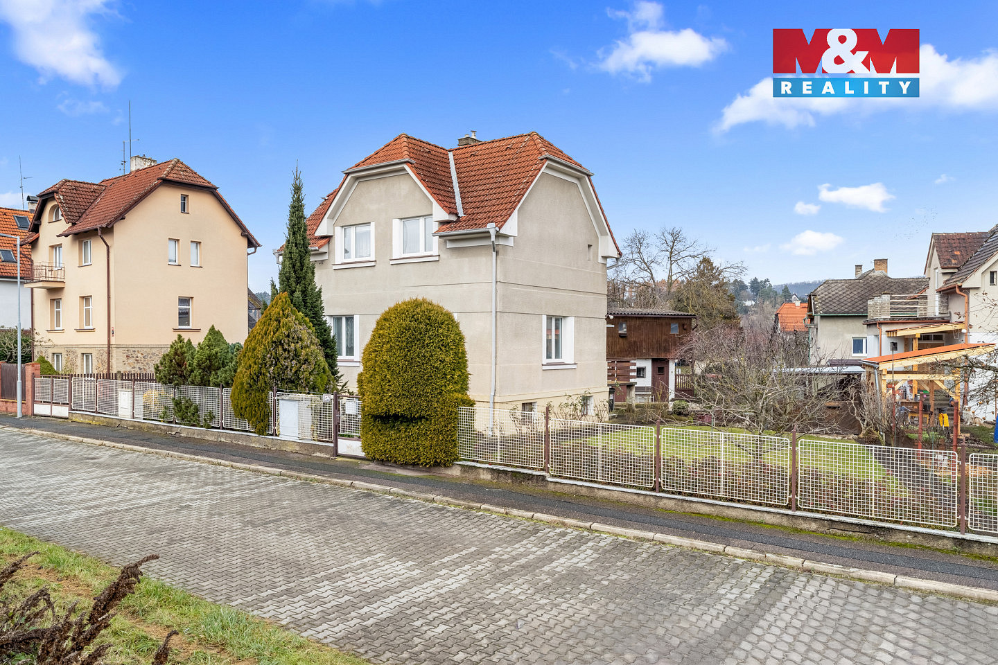 Prodej domu 174 m² s pozemkem 537 m² — photo 2