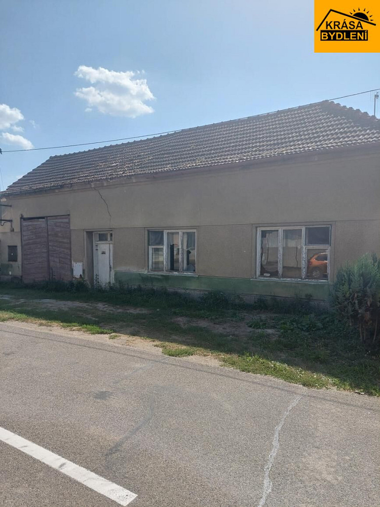 Prodej stavebního pozemku 697 m² — photo 4