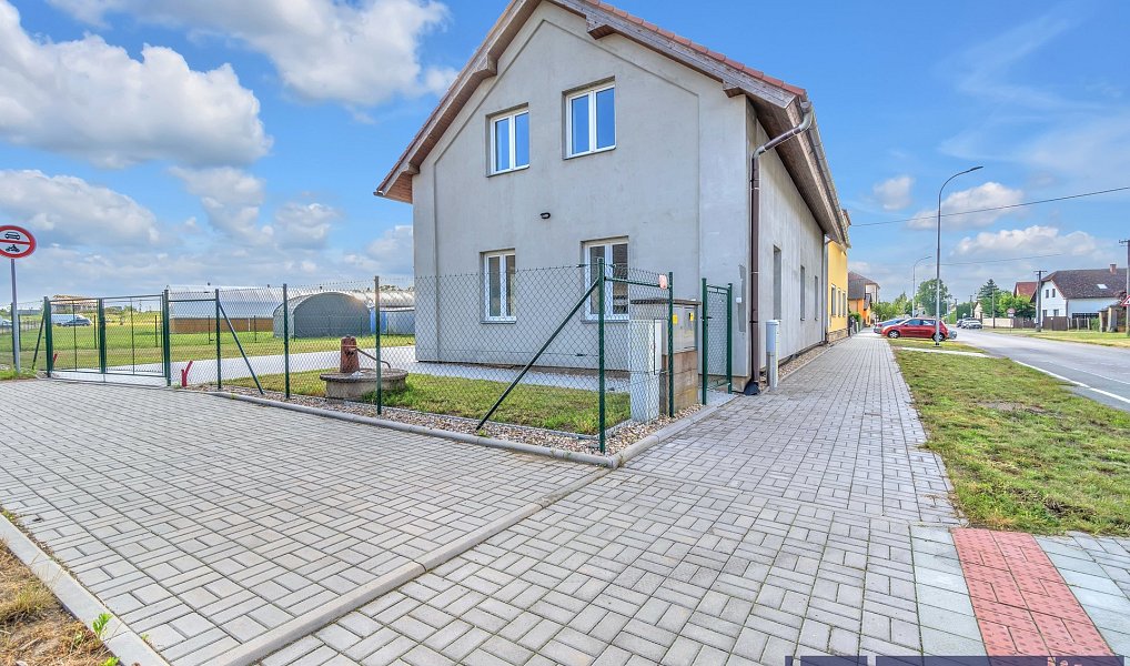 Pronájem bytu 4+kk 88 m², Praskačka – náhled fotky 3