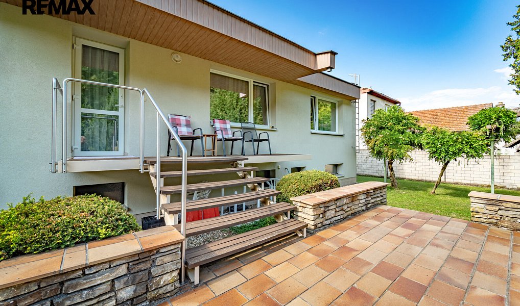 Prodej domu 160 m² s pozemkem 1 899 m², Lipov – náhled fotky 34