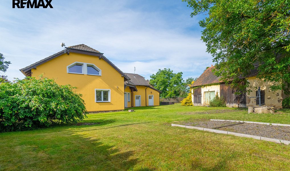 Prodej domu 238 m² s pozemkem 1 042 m², Příchovice – náhled fotky 2