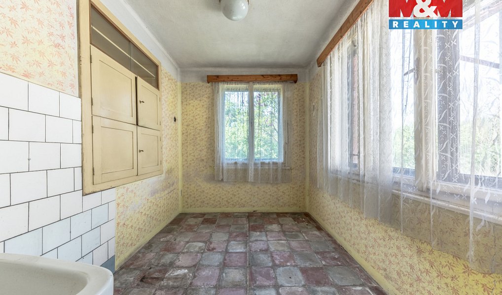 Prodej domu 105 m² s pozemkem 258 m², Kněžmost – náhled fotky 12