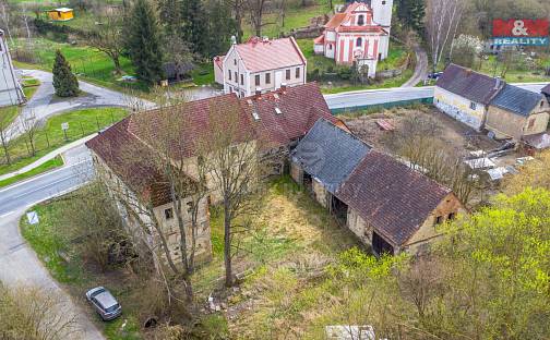 Prodej domu 800 m² s pozemkem 1 838 m², Dubá - Deštná, okres Česká Lípa