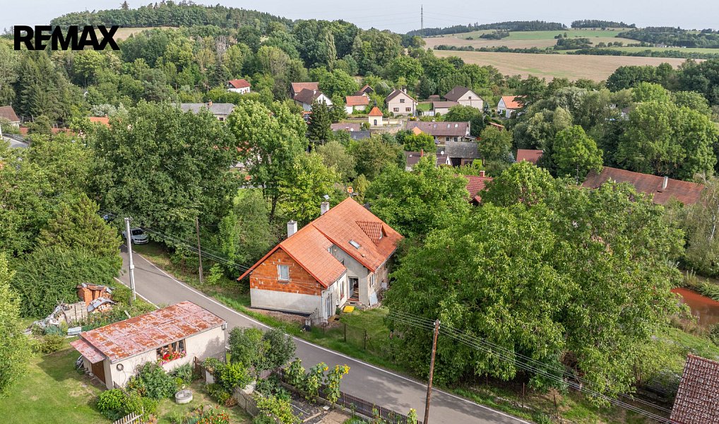 Prodej domu 202 m² s pozemkem 551 m², Struhařov – náhled fotky 34