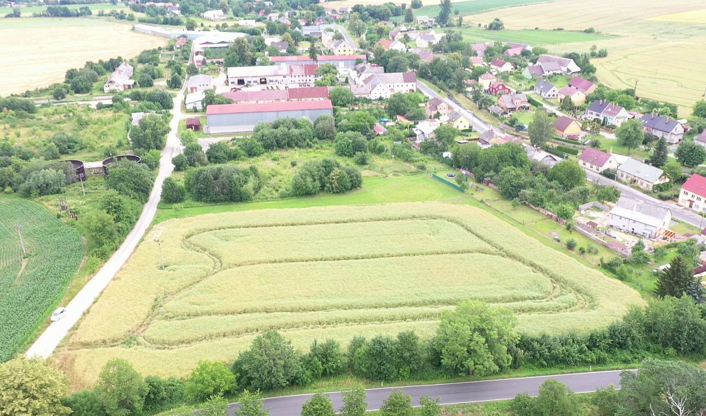 Prodej pozemku, 21716 m², Jeseník, Bernartice
