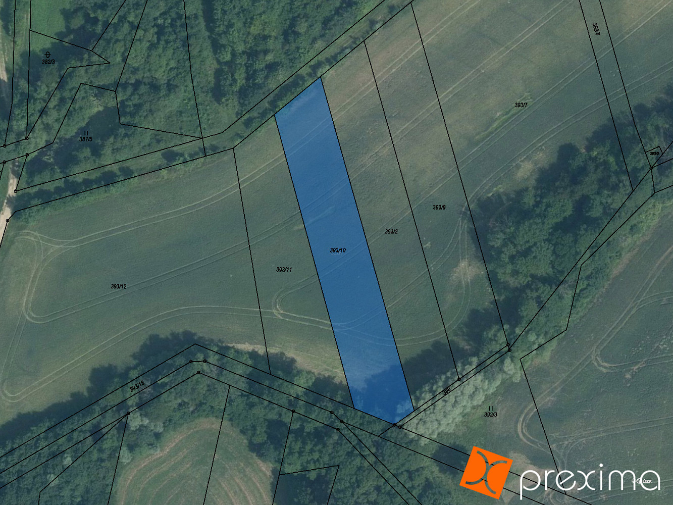 Prodej pole 1 962 m²
