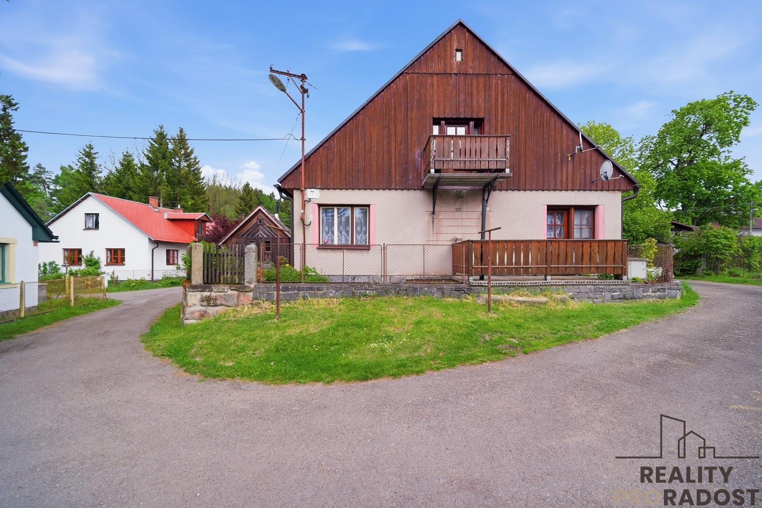 Prodej bytu 2+1 100 m² – pohled 2