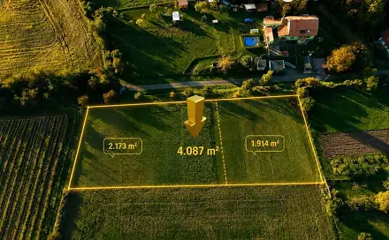Prodej stavebního pozemku 4 087 m², Milostín