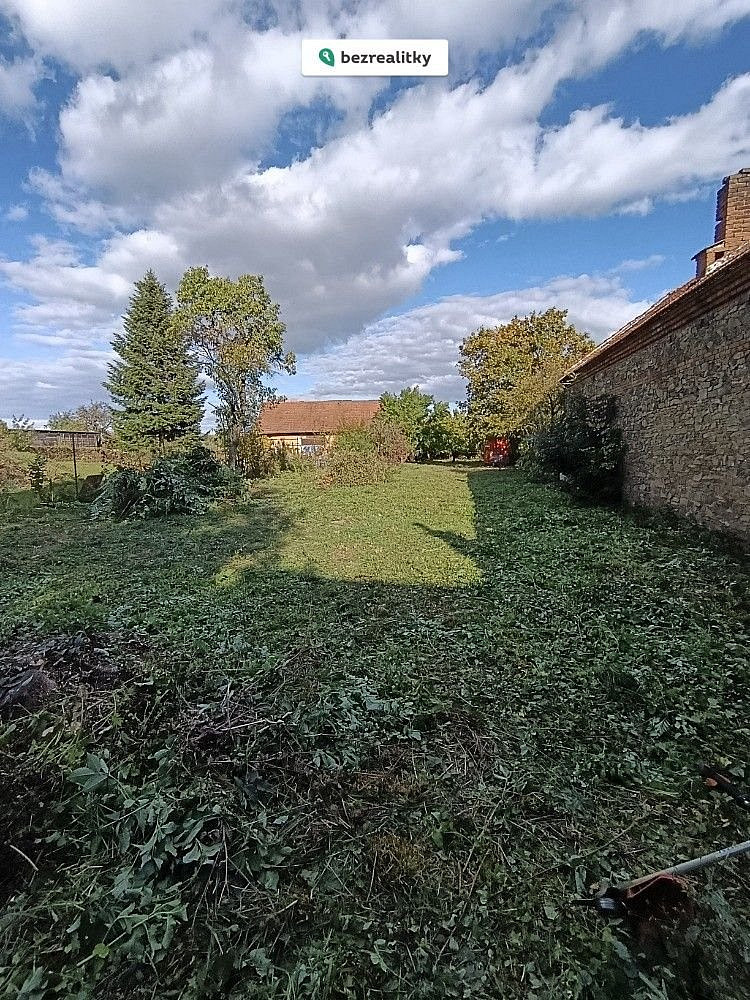 Prodej stavebního pozemku 1 232 m²