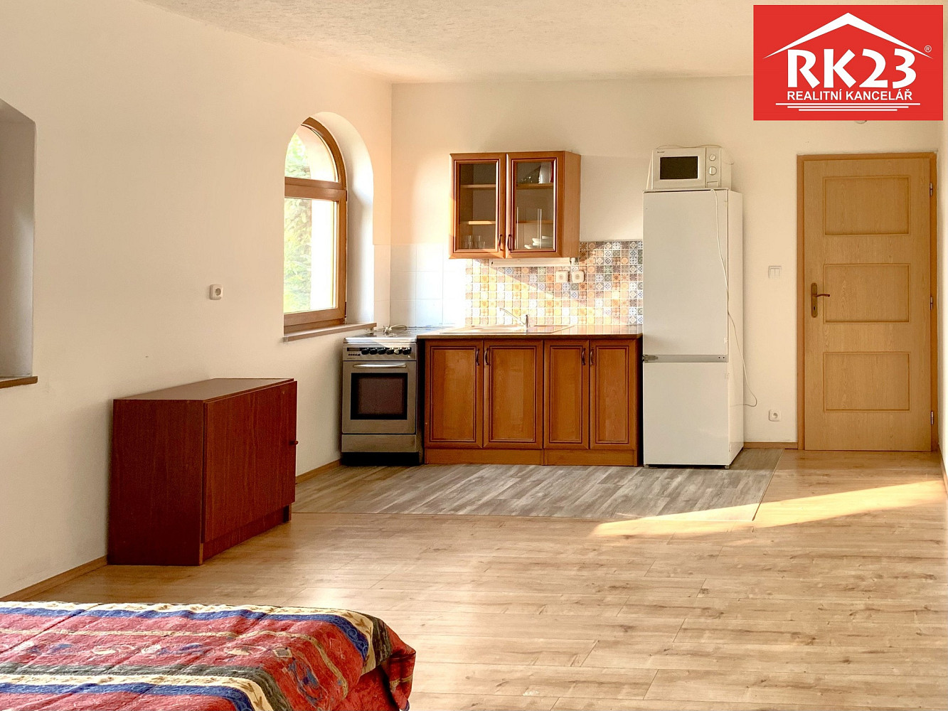 Pronájem bytu 1+kk 40 m² – fotografie 3