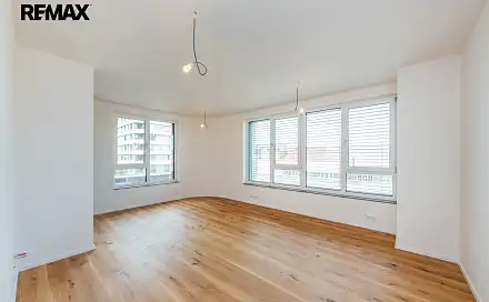 Pronájem bytu 1+kk 37 m²