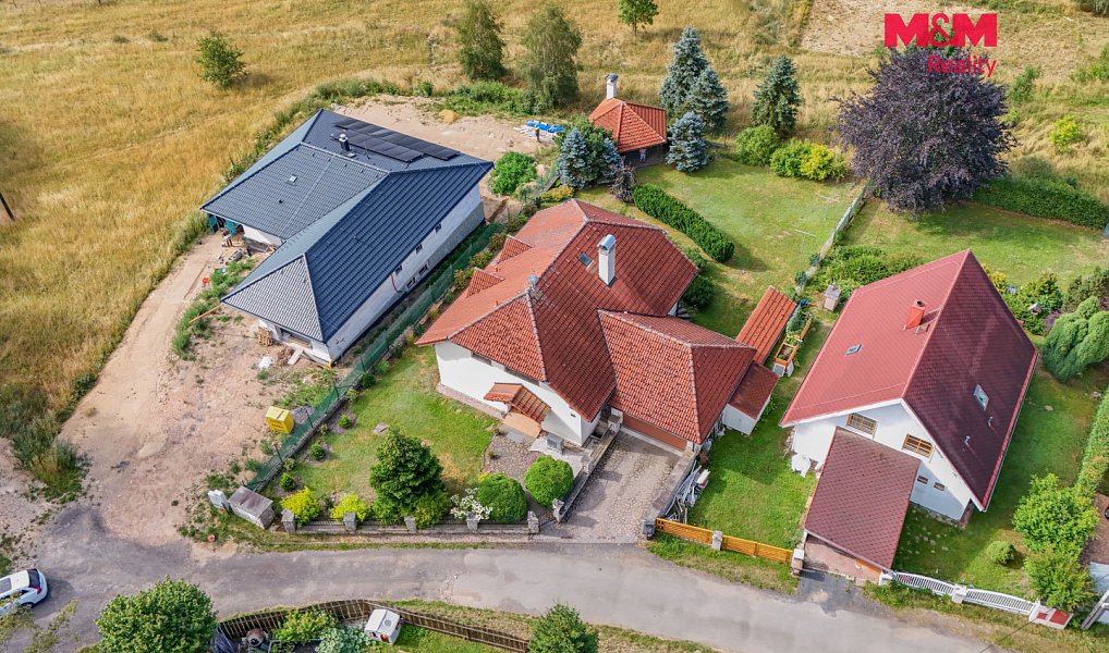 Prodej domu 270 m² s pozemkem 934 m², Stará Voda – náhled fotky 2