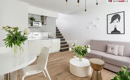 Pronájem bytu 2+kk 55 m²