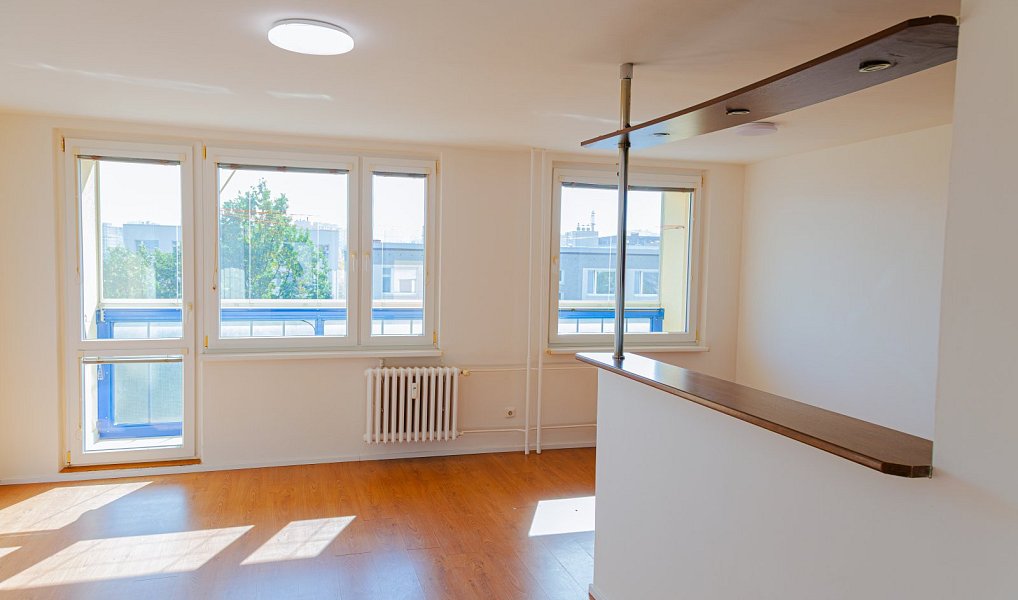 Prodej bytu 3+kk 80 m², Praha – náhled fotky 2