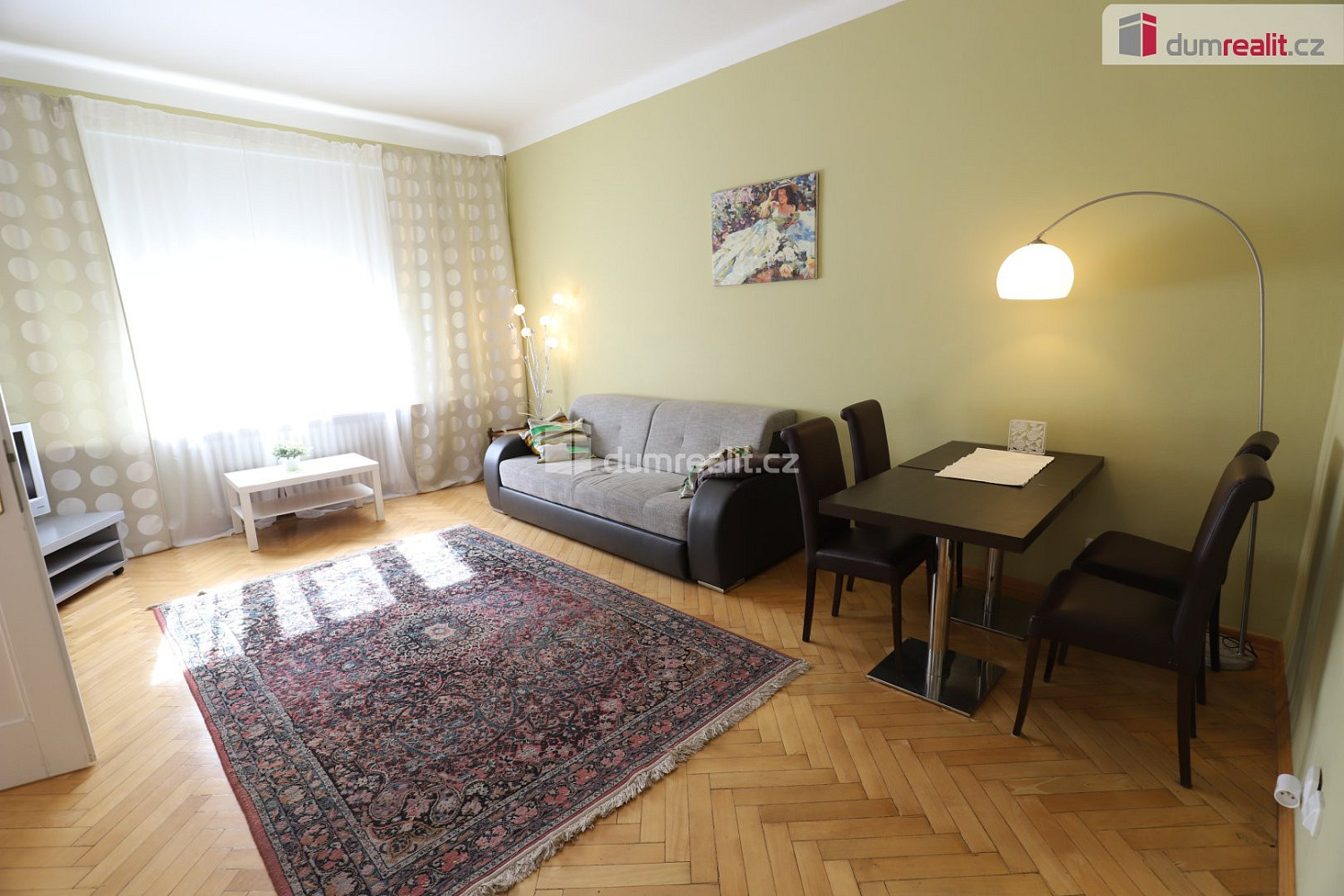 Pronájem bytu 4+kk 145 m²