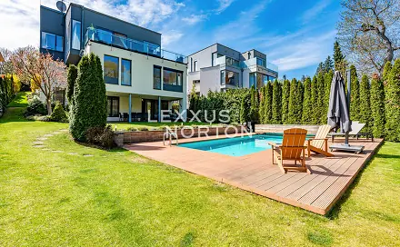 Prodej domu 348 m² s pozemkem 1 069 m², V Šáreckém údolí, Praha 6 - Dejvice