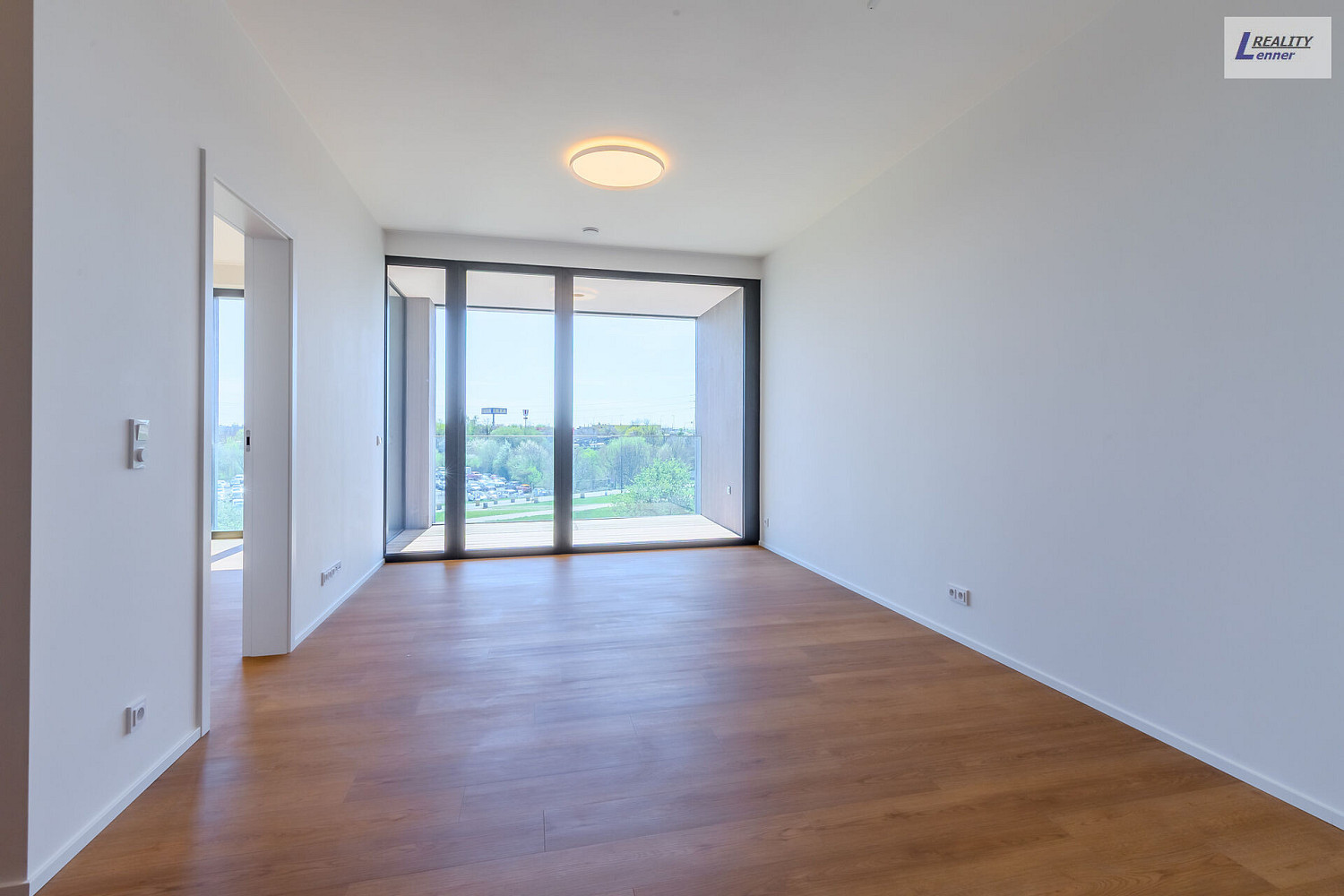Pronájem bytu 2+kk 59 m² – pohled 3