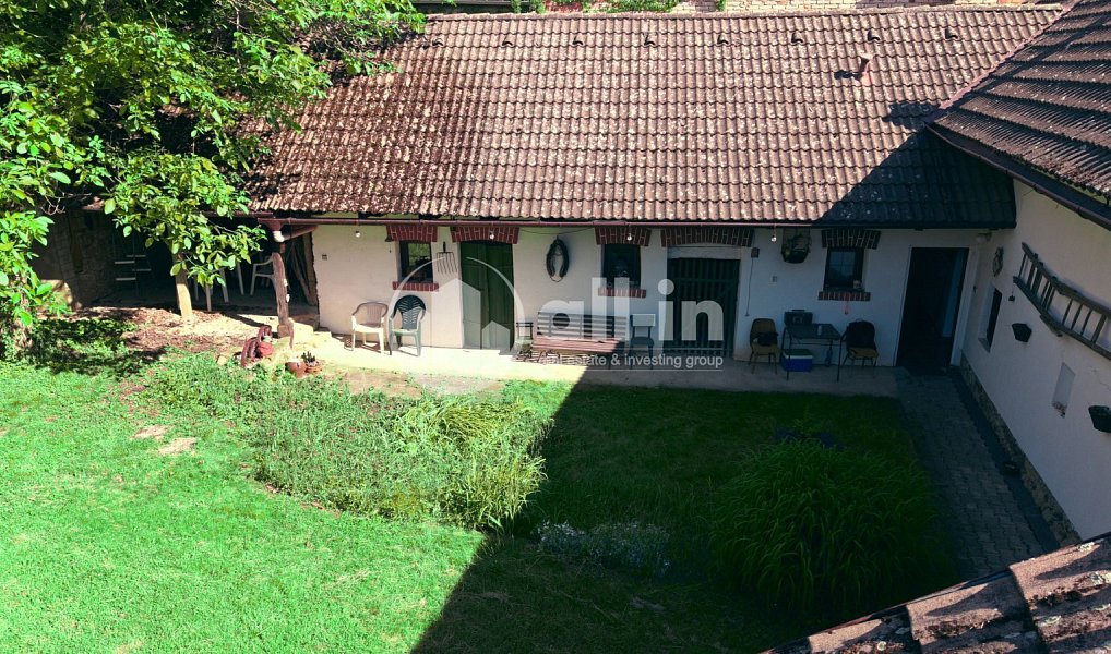 Prodej domu 217 m² s pozemkem 1 239 m², Vážany – náhled fotky 3