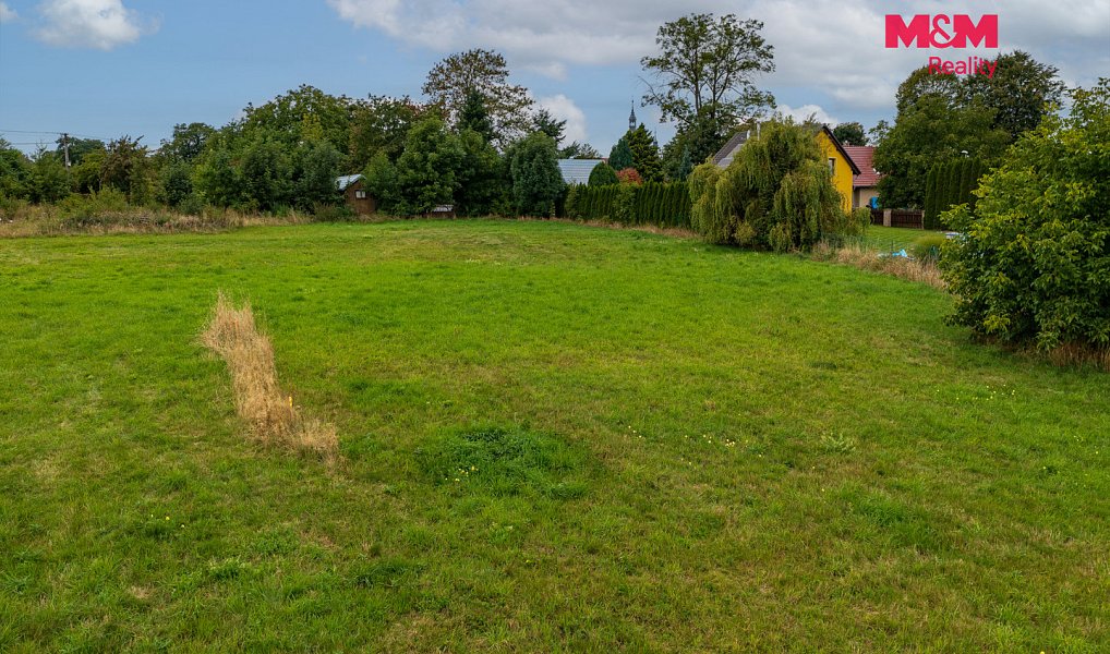 Prodej stavebního pozemku 1 897 m², Arnoltice – náhled fotky 4