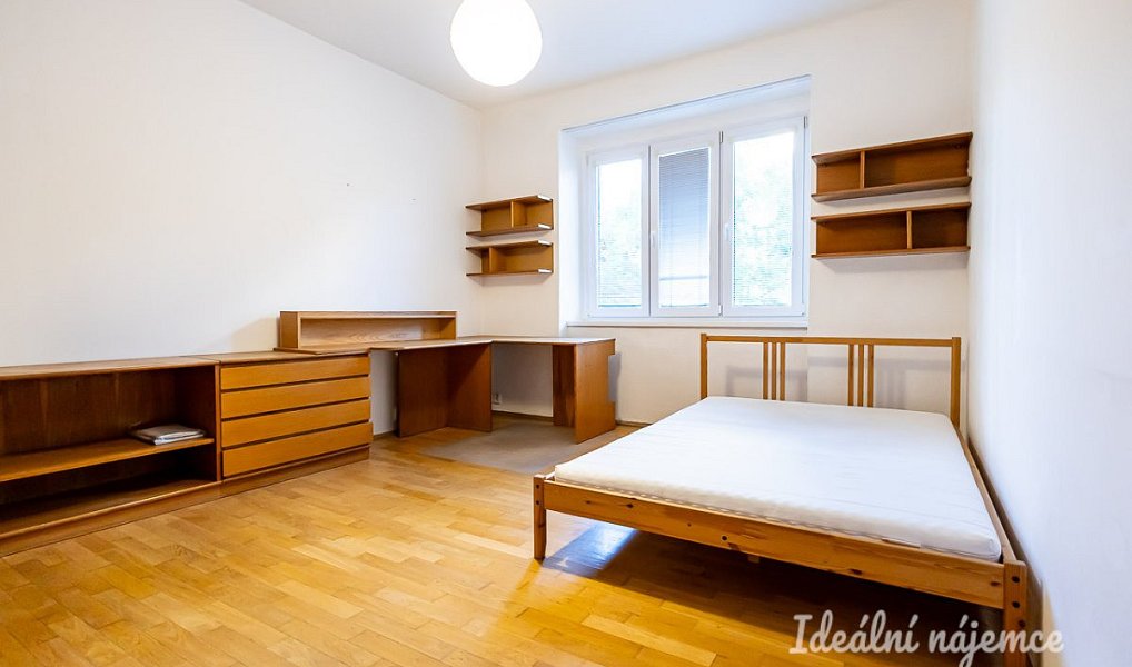 Pronájem bytu 1+kk, 29 m², Žižkov - Praha 3, Praha