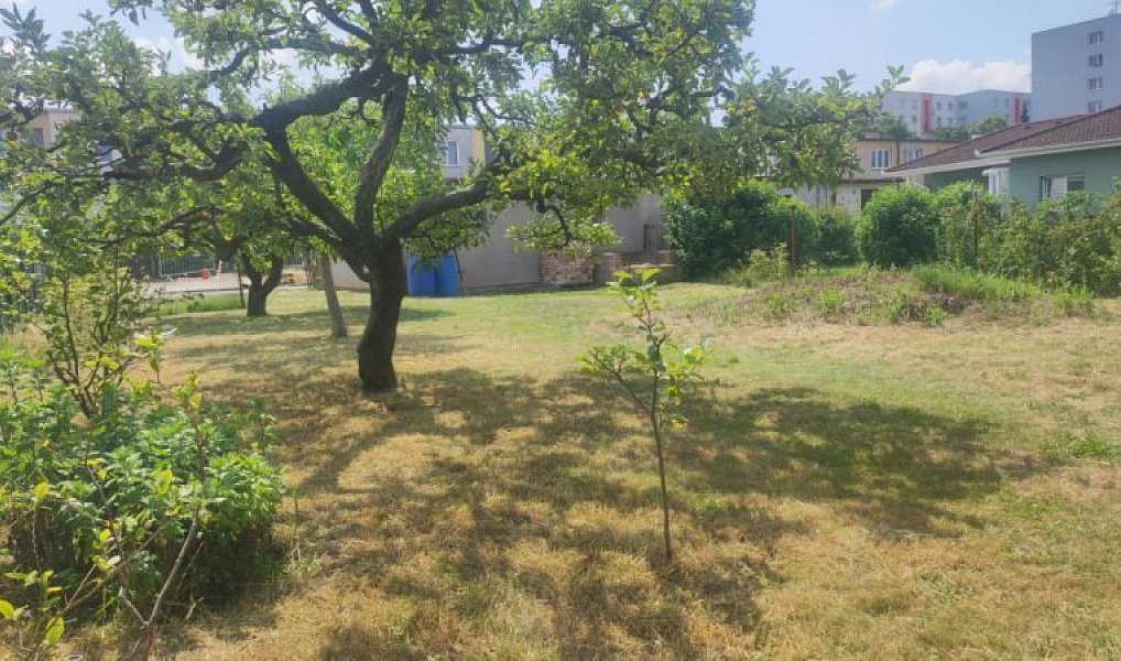 Prodej stavebního pozemku 320 m², Pardubice – náhled fotky 12