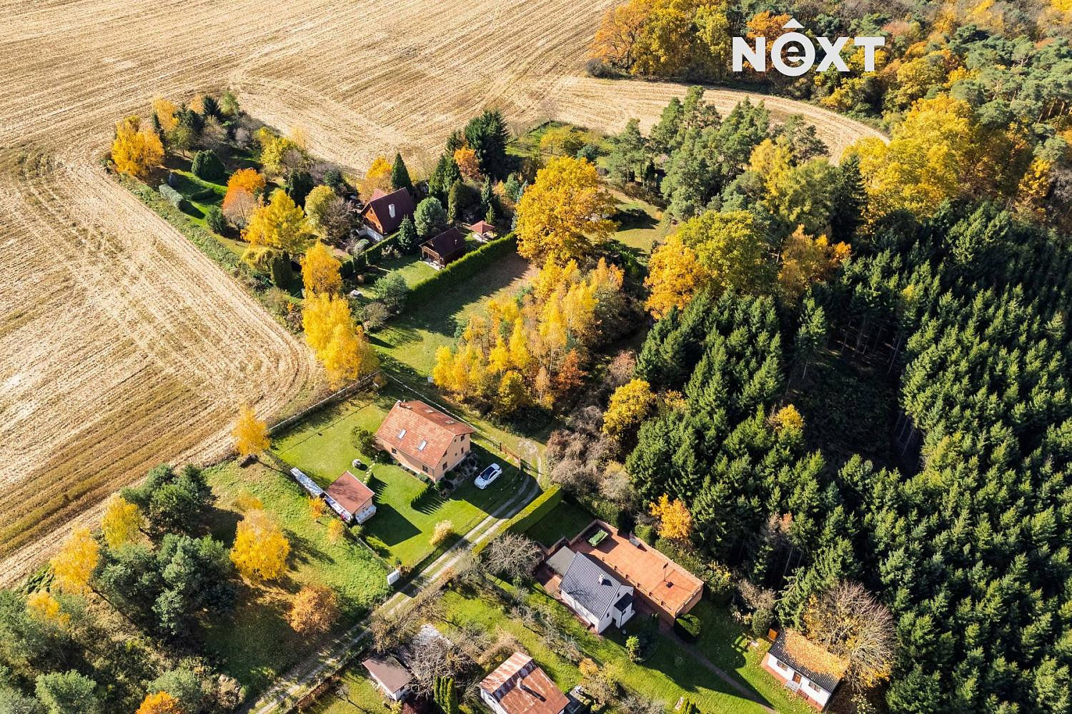 Prodej stavebního pozemku 839 m² – pohled 4