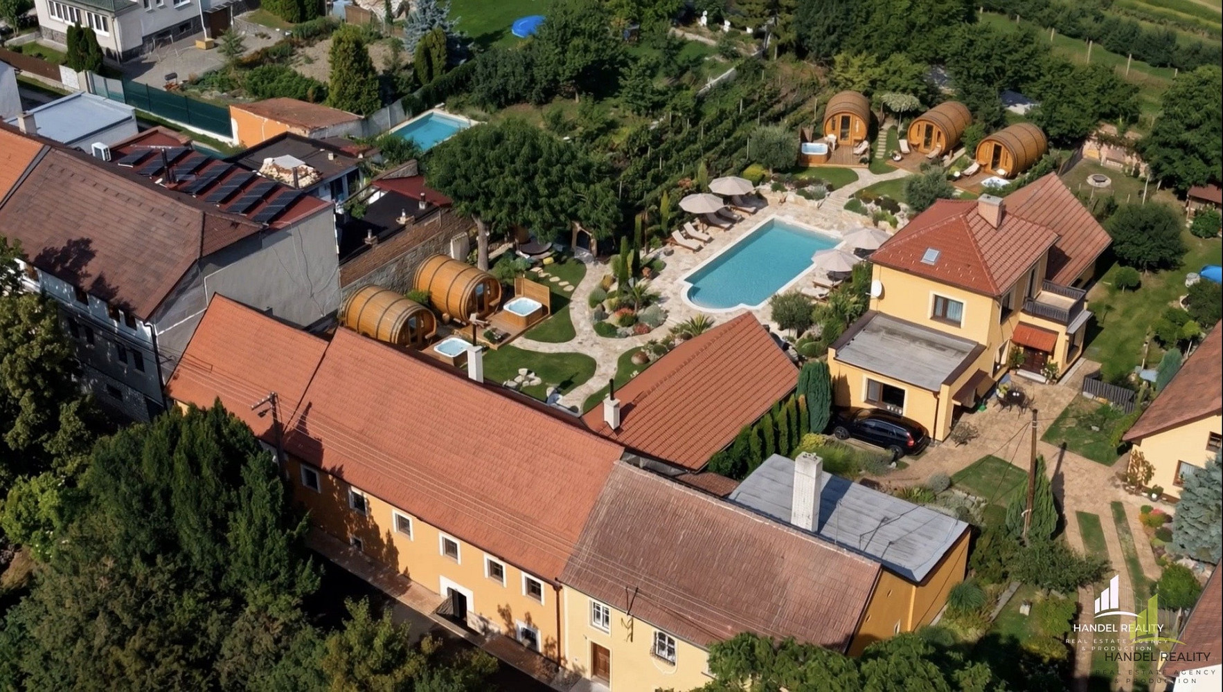 Prodej domu 400 m² s pozemkem 1 342 m² – fotografie 3