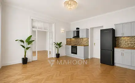 Prodej bytu 4+kk 95 m², Okružní, Hradec Králové