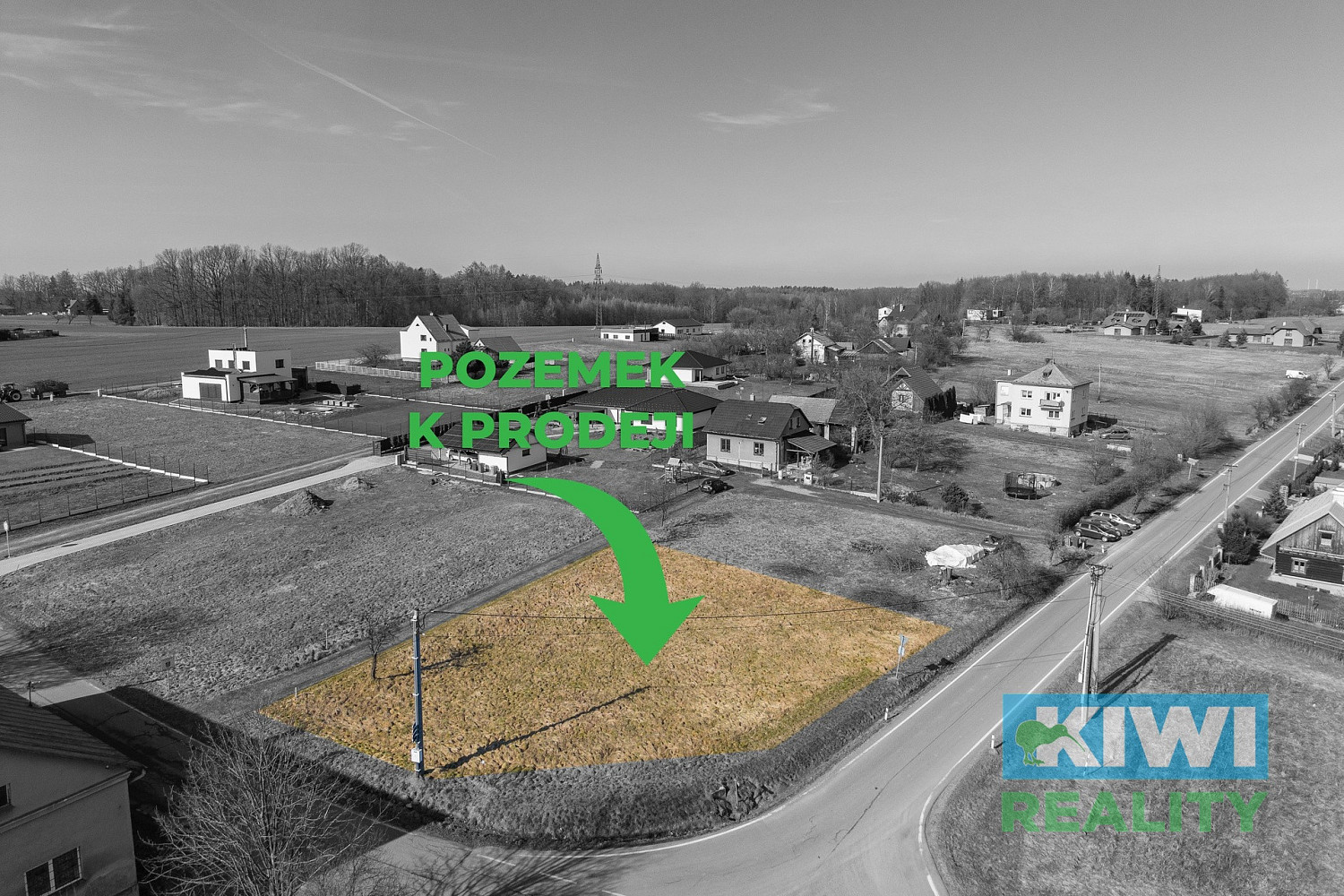 Prodej stavebního pozemku 871 m² – fotografie 2