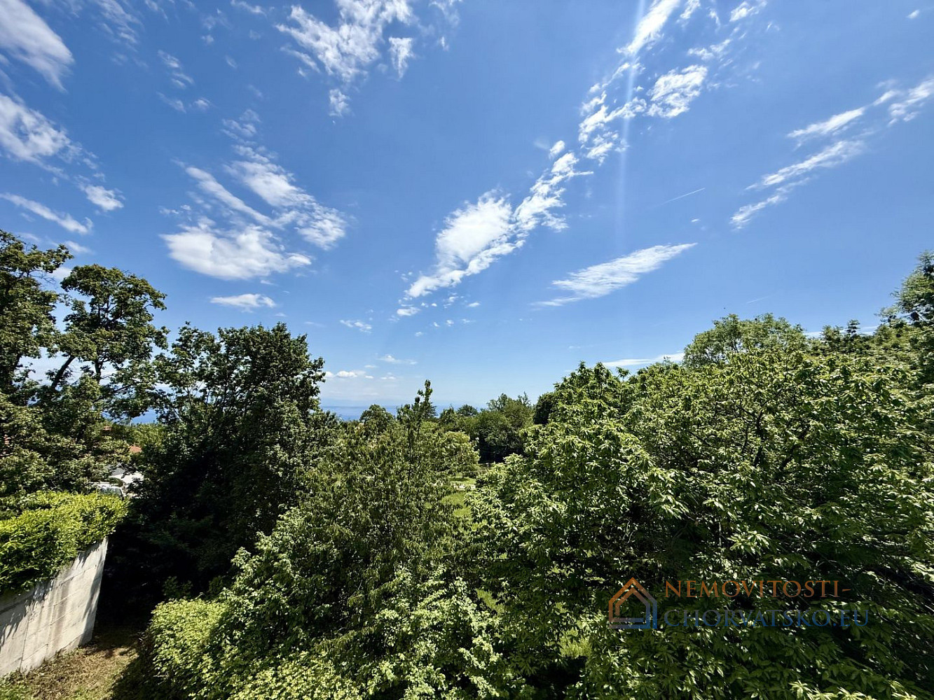 Prodej domu 214 m² s pozemkem 1 100 m² - Ansicht 4