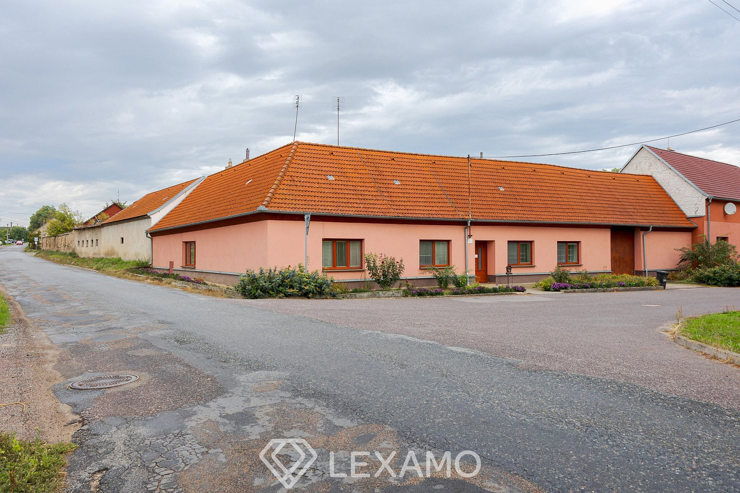 Prodej domu 150 m² s pozemkem 2 037 m²